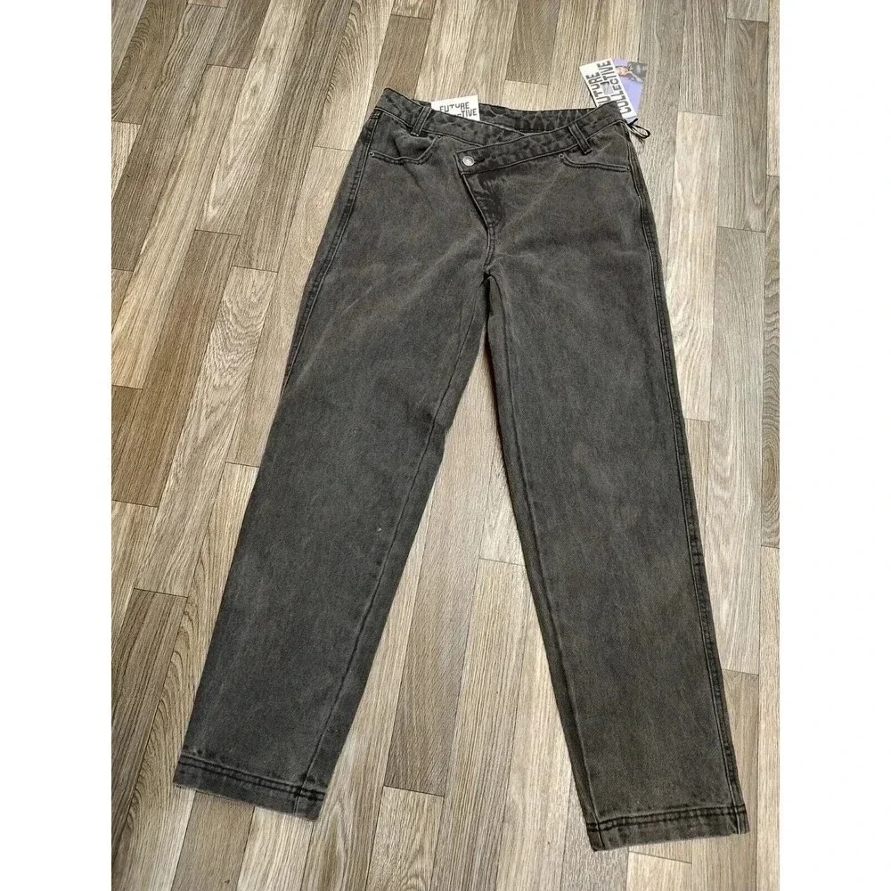 Future Collective Kahlana Brown Size 0 Jeans Black Overlap Waist Tapered Leg NWT - Picture 4 of 12